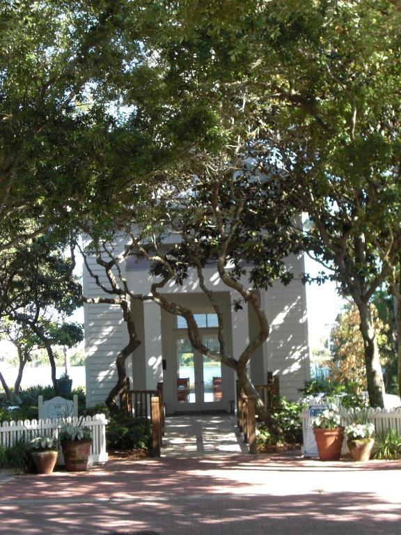 Carillon Beach Resort Inn Rosemary Beach Exteriör bild